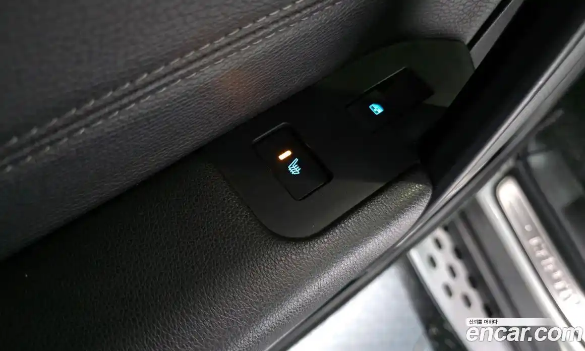 Chevrolet Captiva 2015 2.0 Автомат в Москве № 41785, фото 5