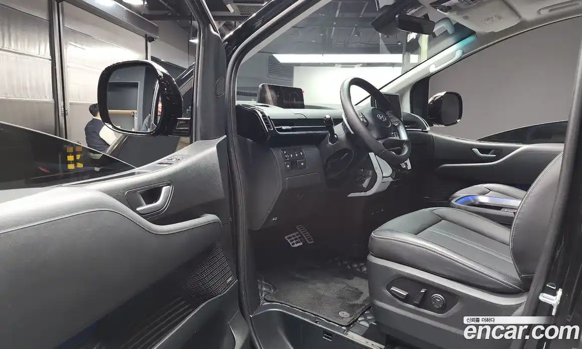 Hyundai Staria 2022 2.2 Автомат в Москве № 44565, фото 14