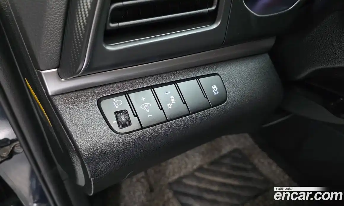 Hyundai Avante 2019 1.6 Автомат в Москве № 47656, фото 1