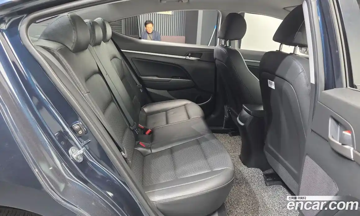 Hyundai Avante 2019 1.6 Автомат в Москве № 47656, фото 12