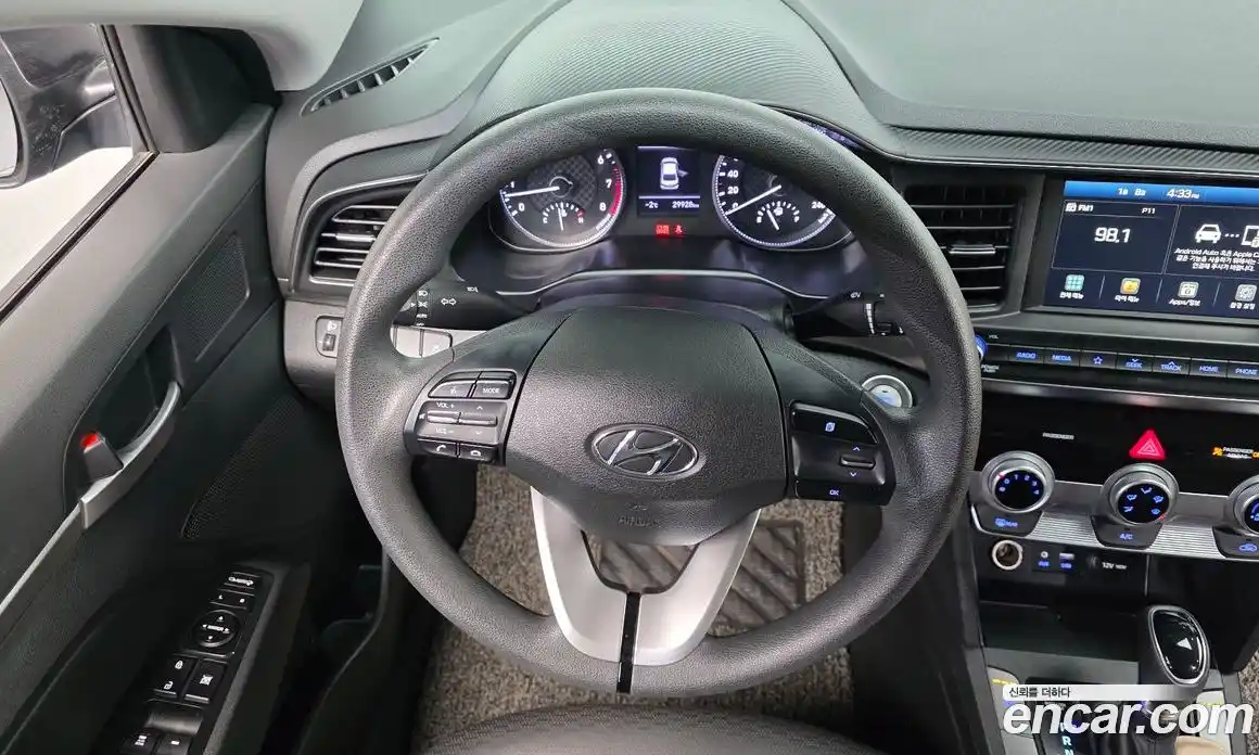 Hyundai Avante 2019 1.6 Автомат в Москве № 47656, фото 13
