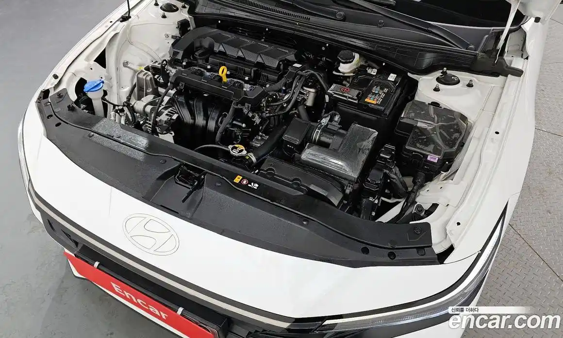 Hyundai Avante 2024 1.6 Автомат в Москве № 48785, фото 19