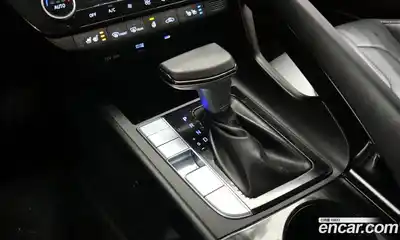 Hyundai Avante 2024 1.6 Автомат в Москве № 48785, миниатюра 9