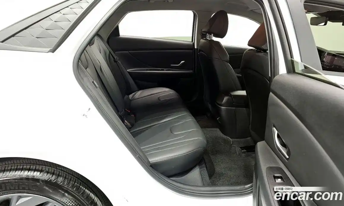 Hyundai Avante 2024 1.6 Автомат в Москве № 48785, фото 10