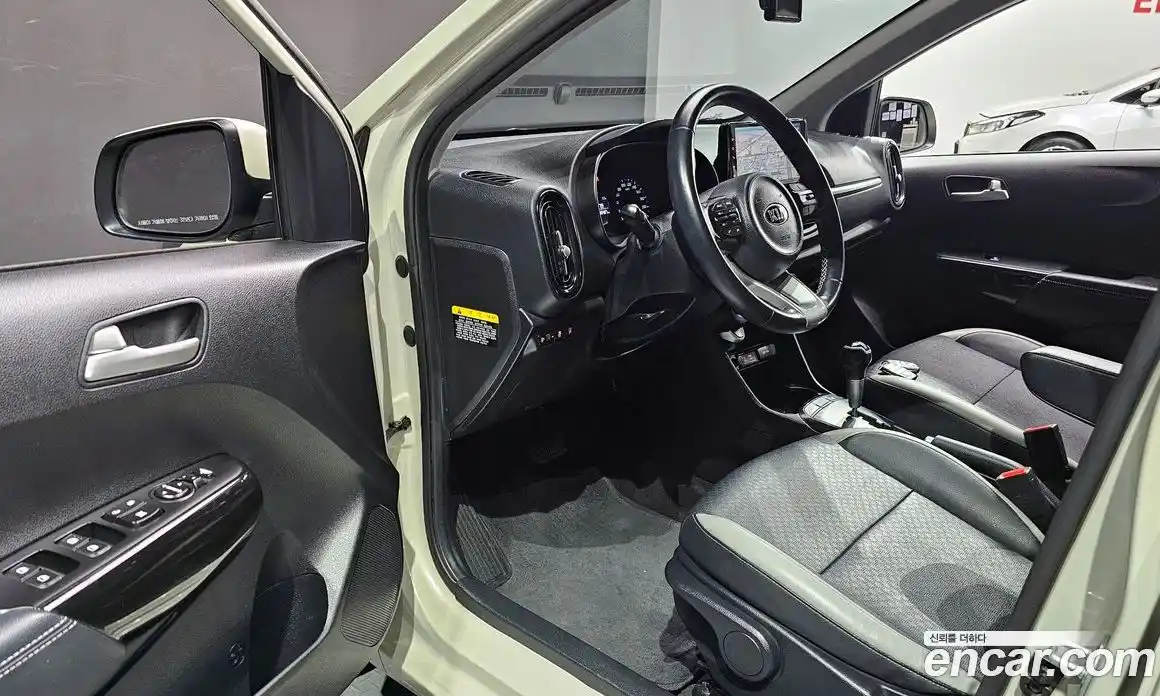 Kia Morning 2017 1.0 Автомат в Москве № 51528, фото 18