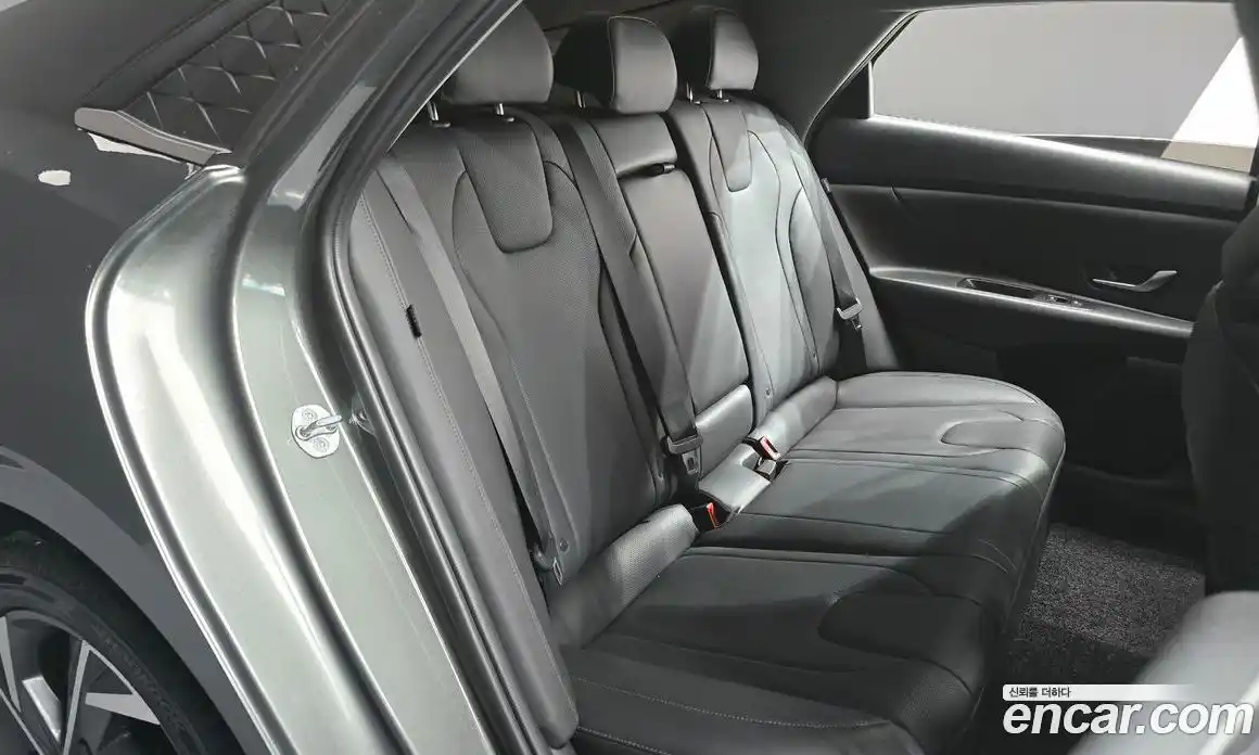 Hyundai Avante 2024 1.6 Автомат в Москве № 5648, фото 8