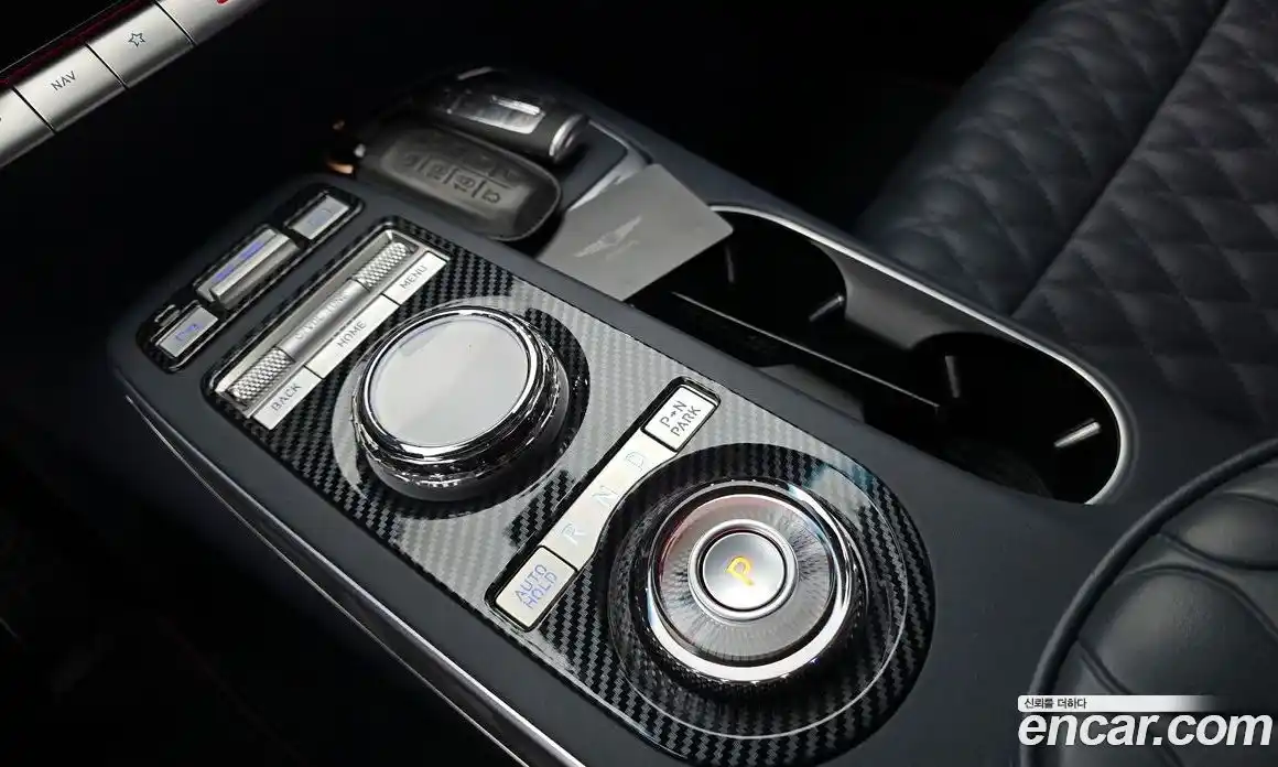 Genesis GV70 2024 2.5 Автомат в Москве № 56917, фото 3