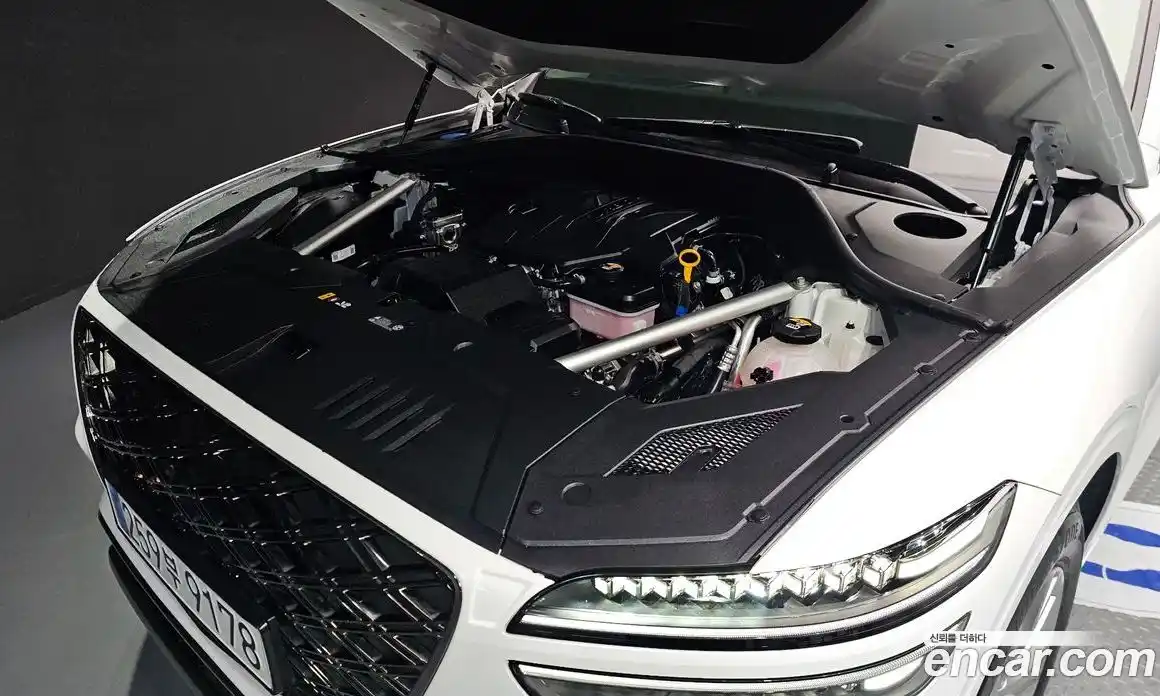 Genesis GV70 2025 2.5 Автомат в Москве № 58706, фото 12