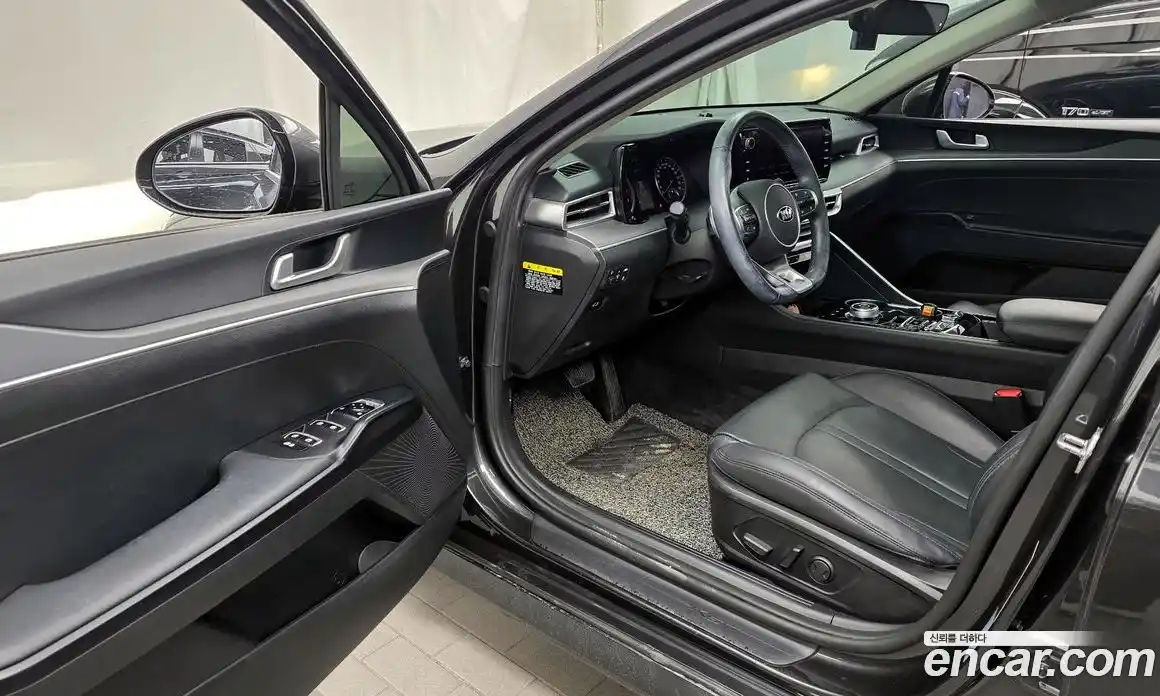 Kia K5 2020 1.6 Автомат в Москве № 73580, фото 16