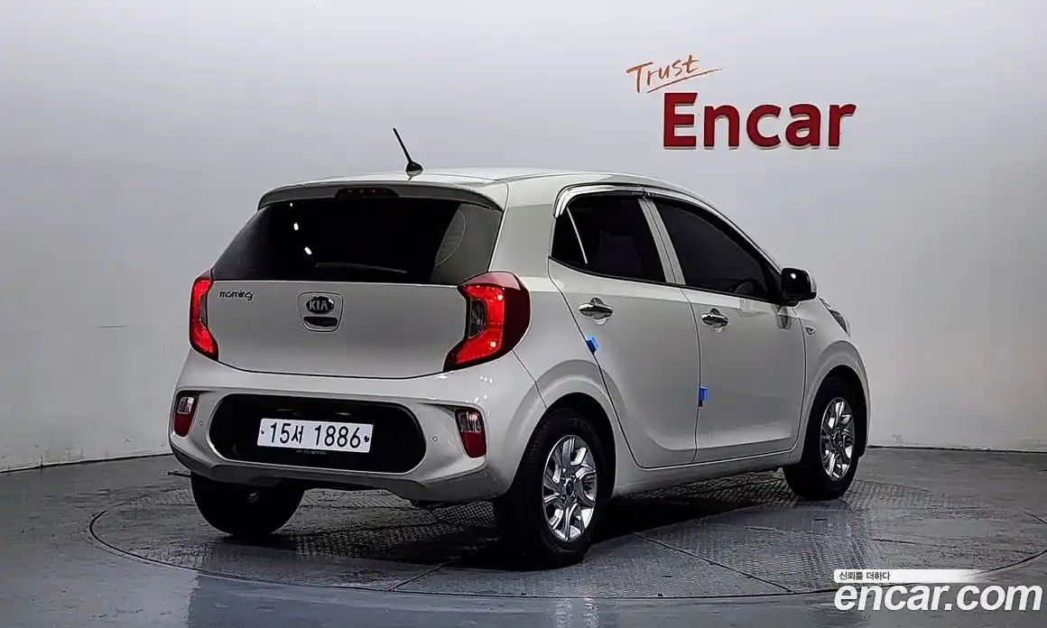 Kia Morning 2019 1.0 Автомат в Москве № 73663, фото 12