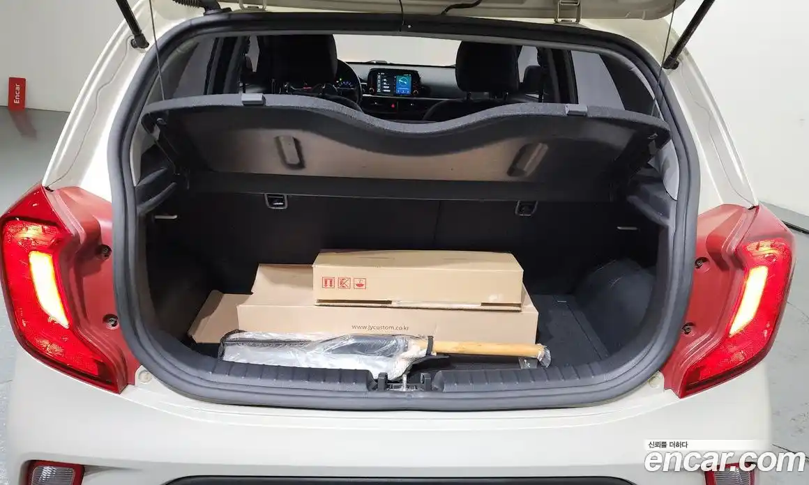 Kia Morning 2019 1.0 Автомат в Москве № 73663, фото 13