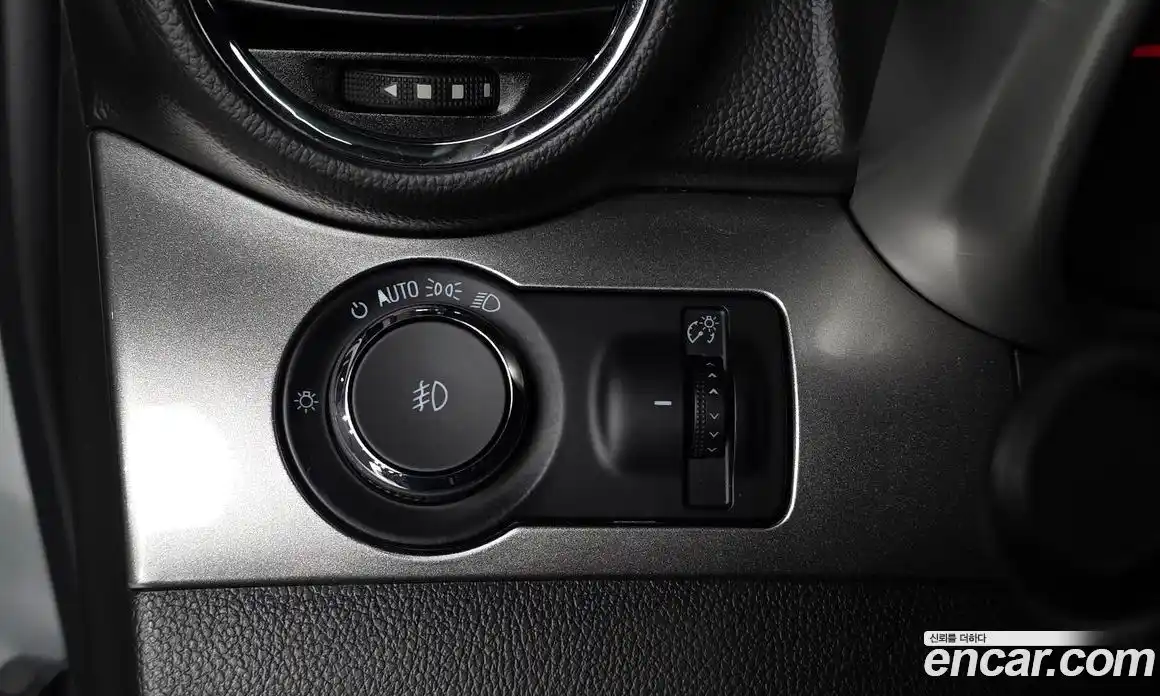 Chevrolet Orlando 2015 2.0 Автомат в Москве № 77475, фото 18