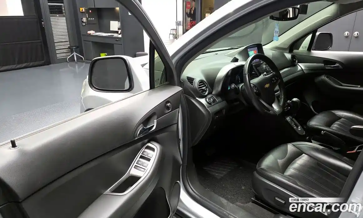 Chevrolet Orlando 2015 2.0 Автомат в Москве № 77475, фото 4