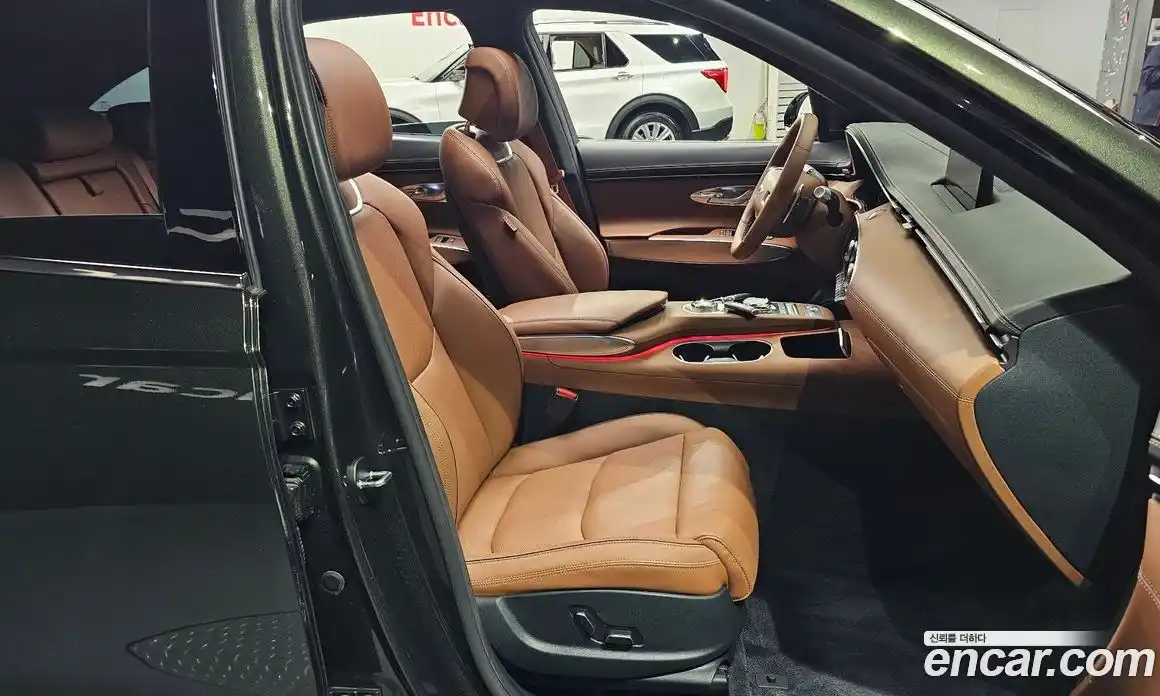 Genesis GV70 2024 2.5 Автомат в Москве № 81891, фото 17