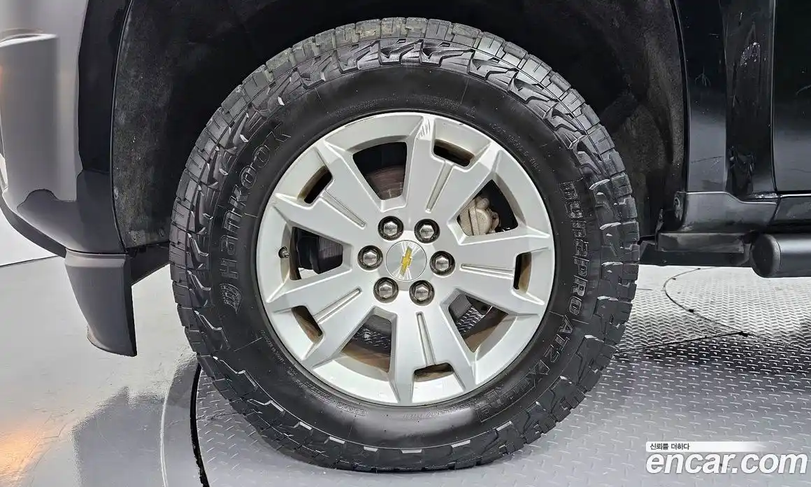 Chevrolet Colorado 2020 3.6 Автомат в Москве № 105475, фото 18