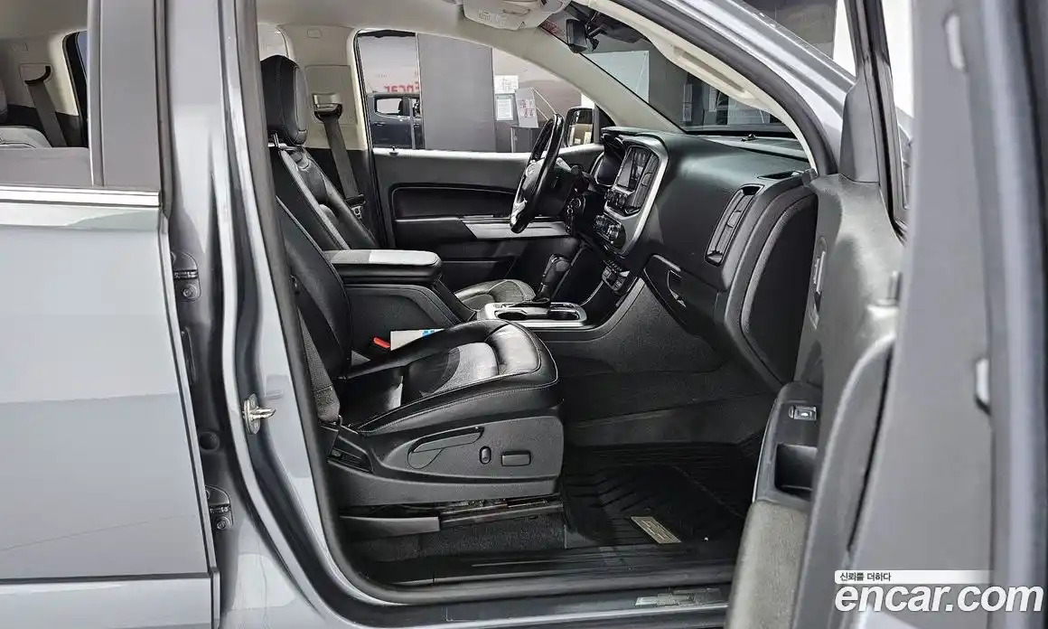 Chevrolet Colorado 2020 3.6 Автомат в Москве № 105665, фото 20