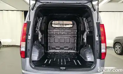 Hyundai Staria 2023 2.2 Автомат в Москве № 107664, миниатюра 3