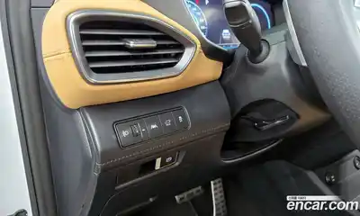 Hyundai Santa Fe 2022 1.6 Автомат в Москве № 108565, миниатюра 6