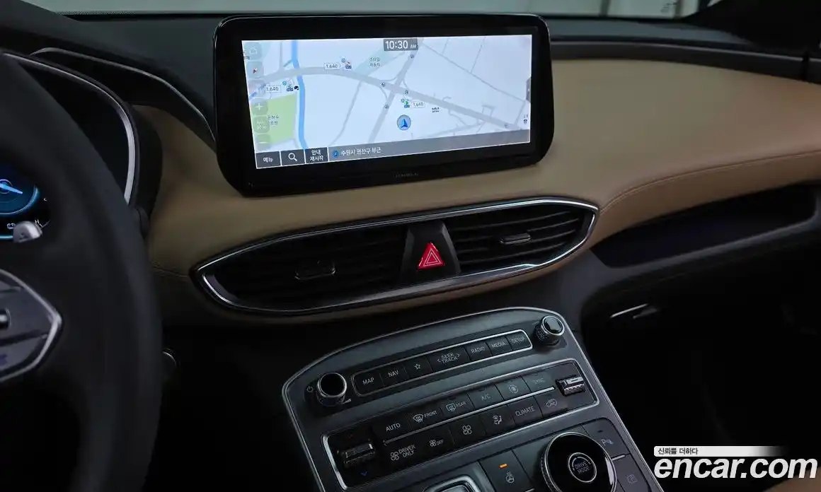 Hyundai Santa Fe 2022 1.6 Автомат в Москве № 108565, фото 9