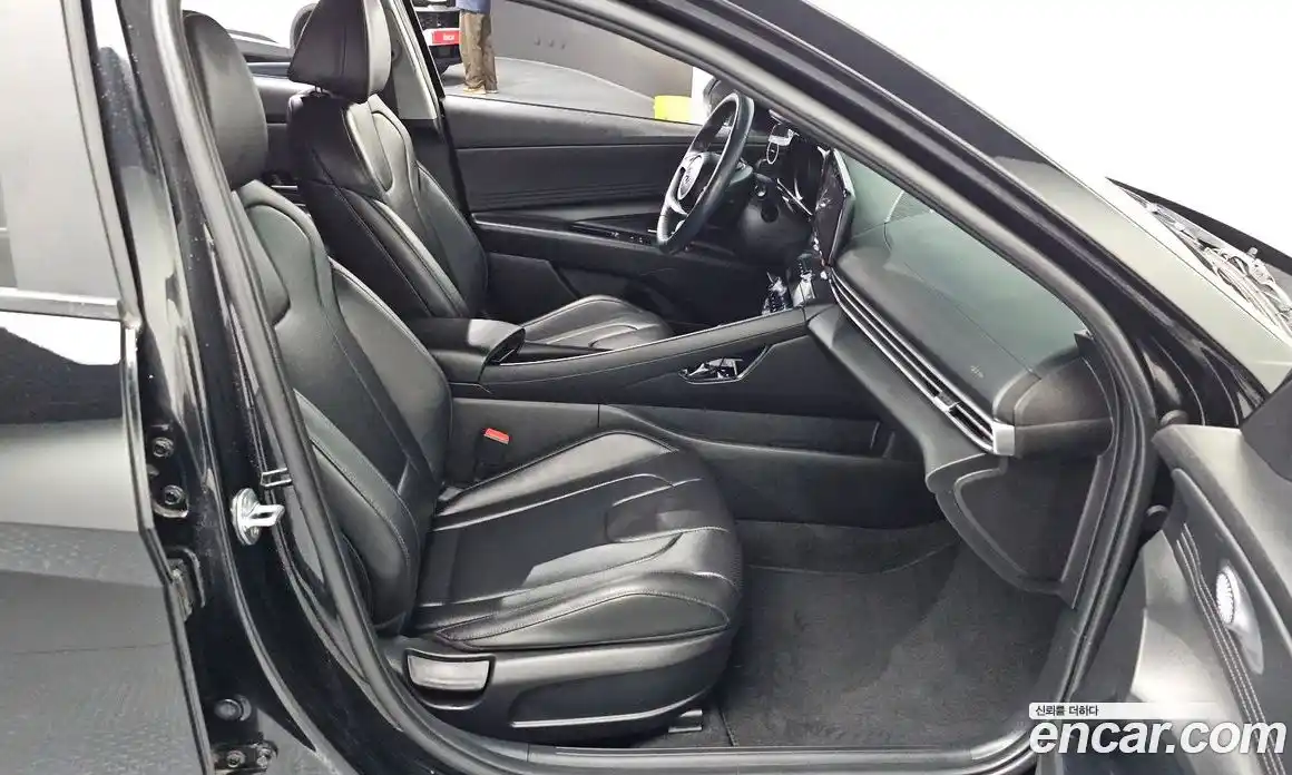 Hyundai Avante 2022 1.6 Автомат в Москве № 110640, фото 13