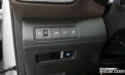 Hyundai Santa Fe 2023 2.2 Автомат в Москве № 113472, миниатюра 12