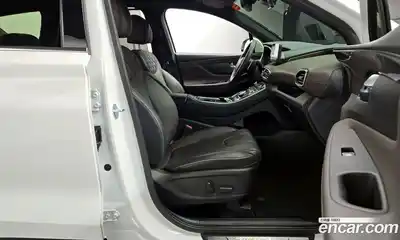 Hyundai Santa Fe 2023 2.2 Автомат в Москве № 113472, миниатюра 5