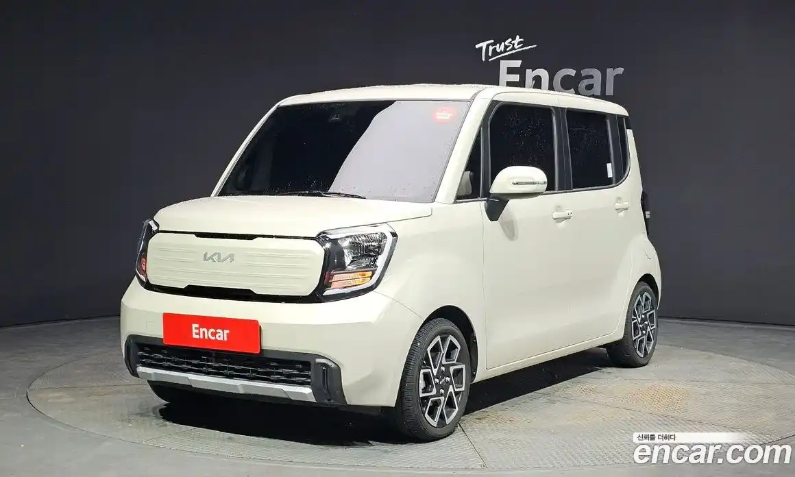 Kia Ray 2023 1.0 Автомат в Москве № 114928, фото 11