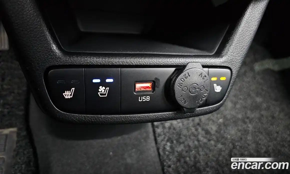 Kia Ray 2023 1.0 Автомат в Москве № 114928, фото 14