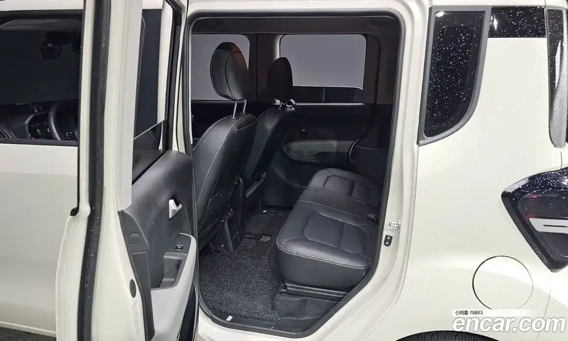 Kia Ray 2023 1.0 Автомат в Москве № 114928, фото 18