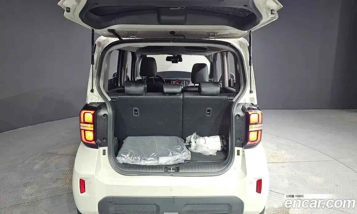 Kia Ray 2023 1.0 Автомат в Москве № 114928, фото 4