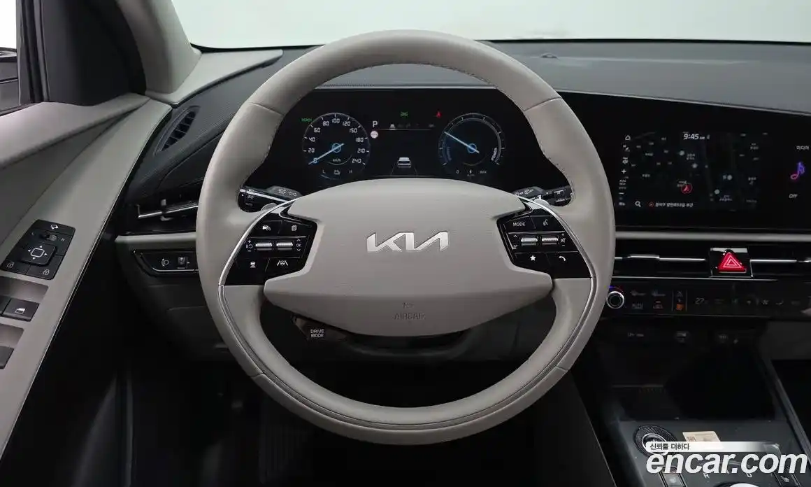Kia Niro 2023 0.2 Автомат в Москве № 115270, фото 7