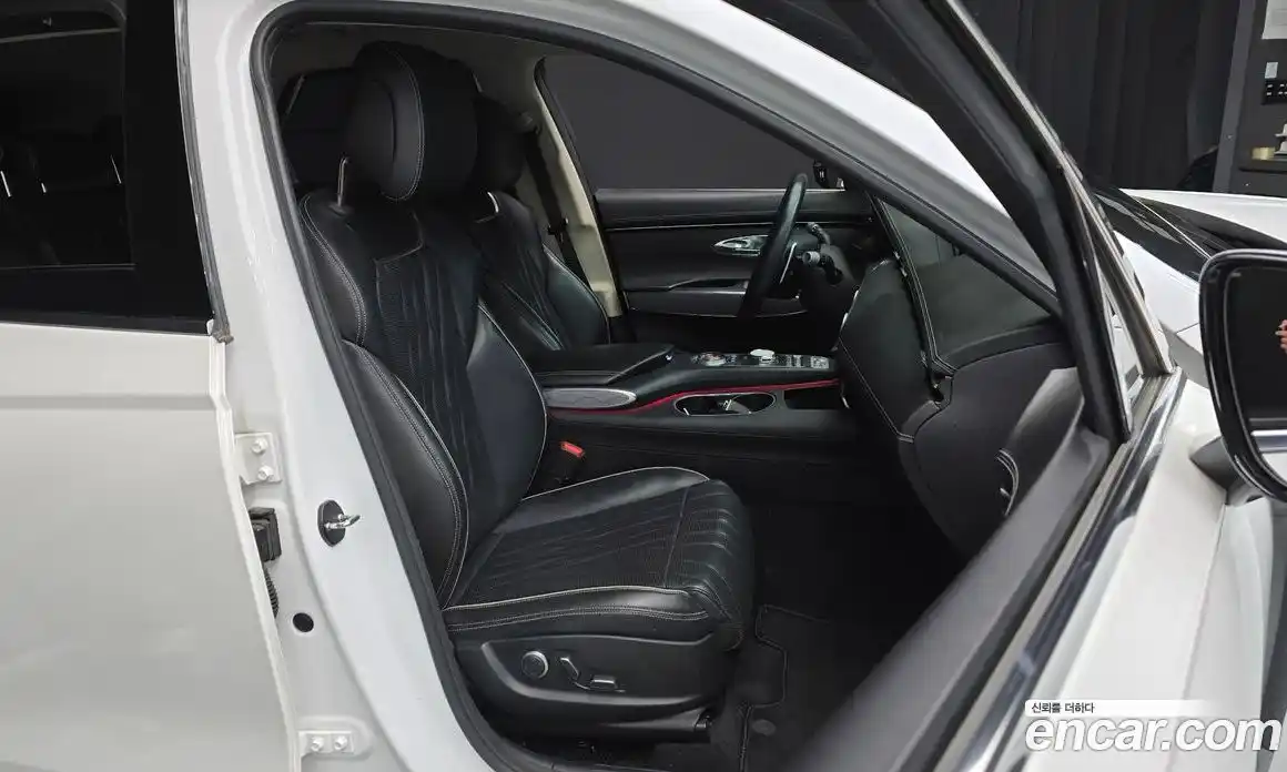 Genesis GV70 2022 2.5 Автомат в Москве № 118510, фото 5