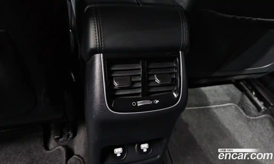 Kia K7 2020 2.4 Автомат в Москве № 121336, фото 12