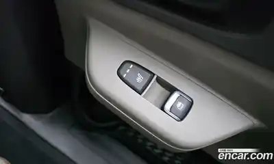 Kia Canival 2024 2.2 Автомат в Москве № 122784, миниатюра 6
