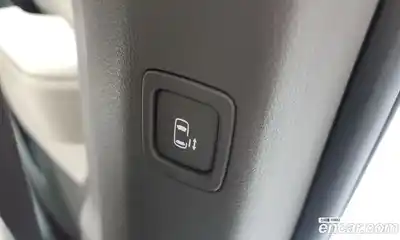 Kia Canival 2022 2.2 Автомат в Москве № 122797, миниатюра 9