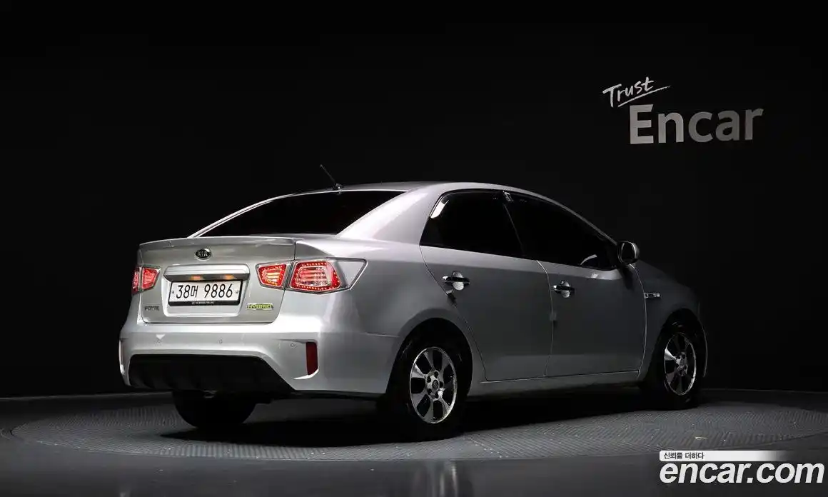 Kia Porte 2011 1.6 Автомат в Москве № 123714, фото 18