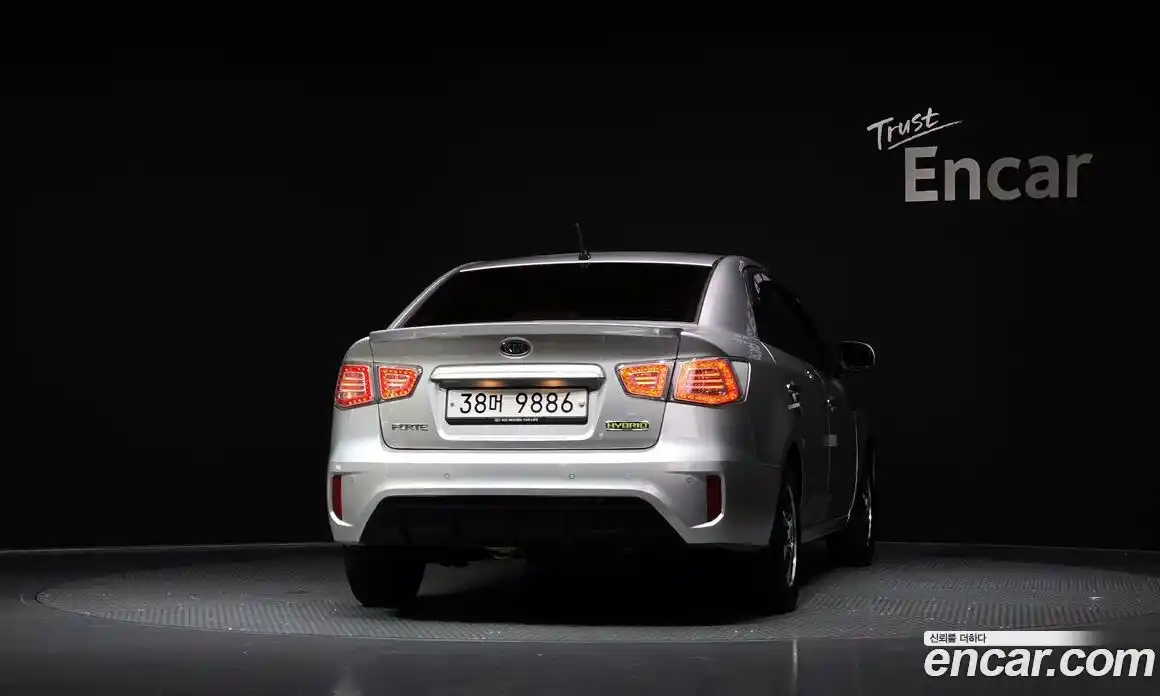 Kia Porte 2011 1.6 Автомат в Москве № 123714, фото 3