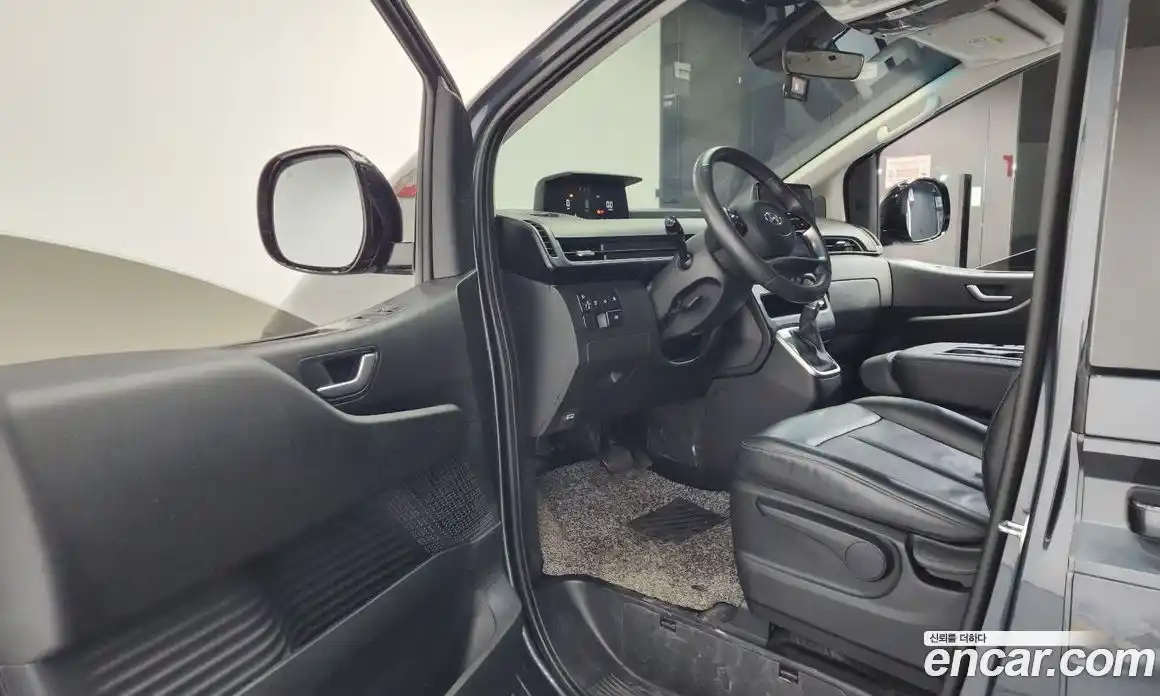 Hyundai Staria 2022 2.2 Автомат в Москве № 125128, фото 3