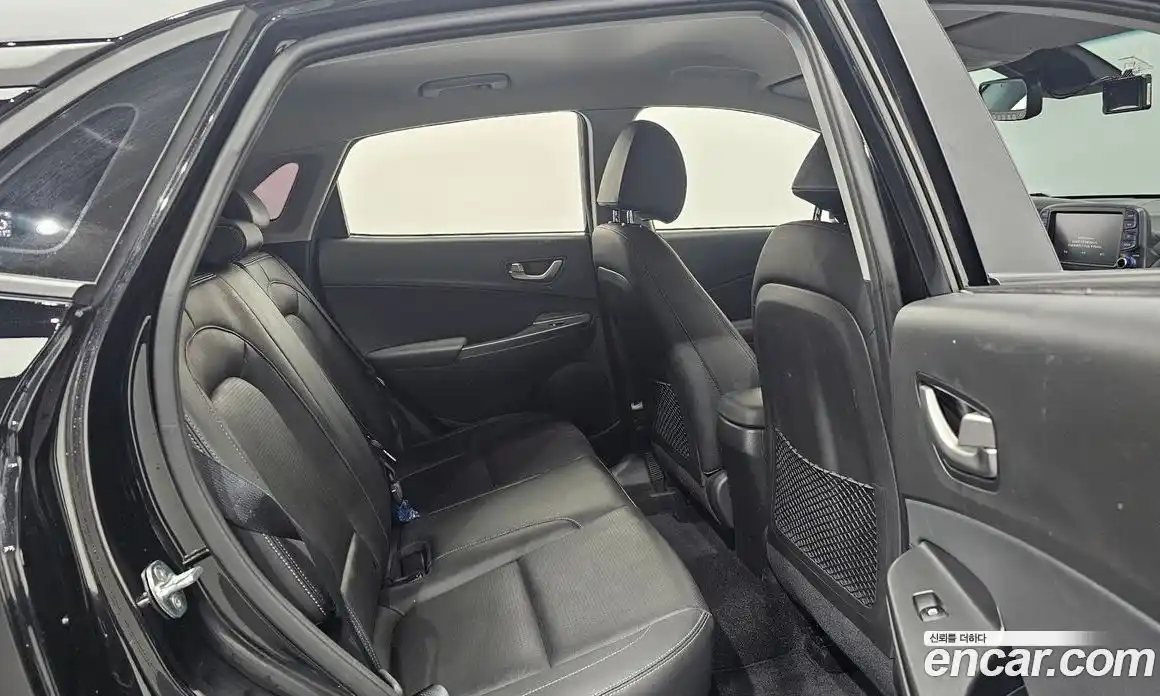 Hyundai Kona 2020 1.6 Автомат в Москве № 126422, фото 13