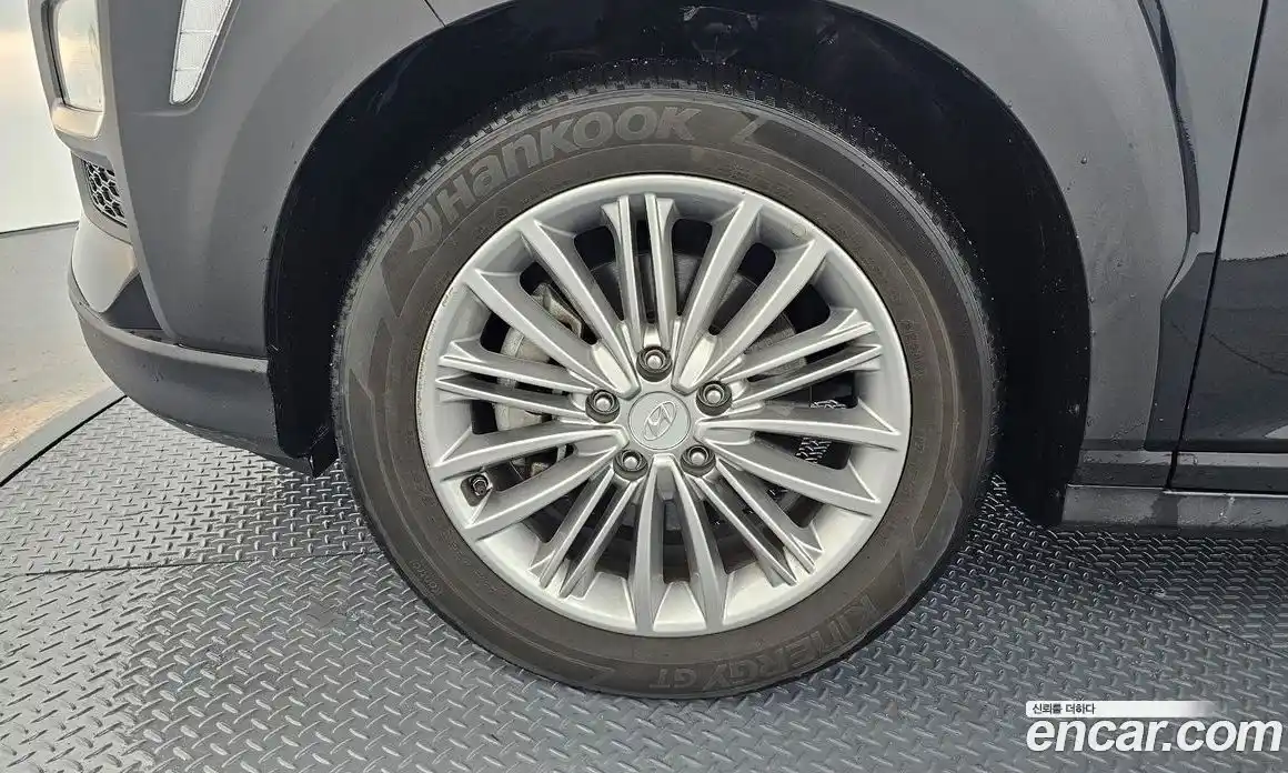 Hyundai Kona 2020 1.6 Автомат в Москве № 126422, фото 20