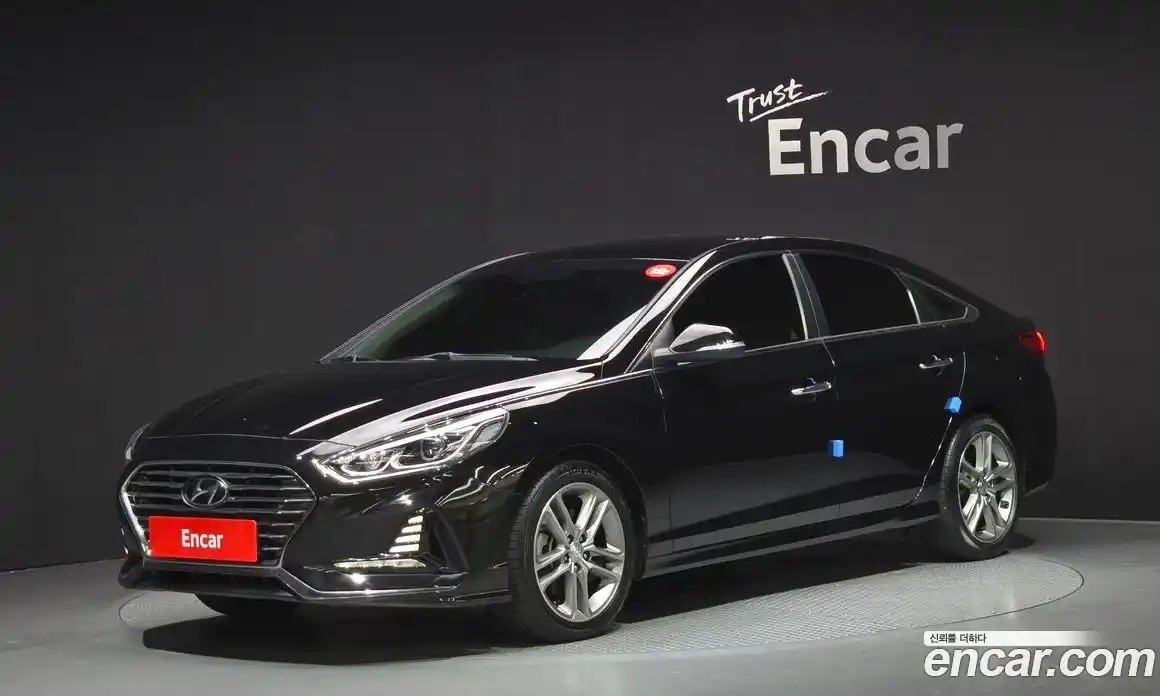 Hyundai Sonata 2019 2.0 Автомат в Москве № 126723, фото 4