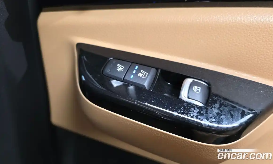 Kia Canival 2023 2.2 Автомат в Москве № 129630, фото 20