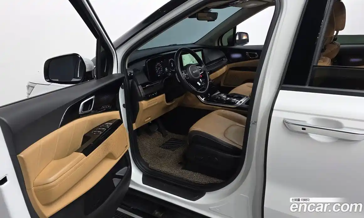 Kia Canival 2023 2.2 Автомат в Москве № 129630, фото 4