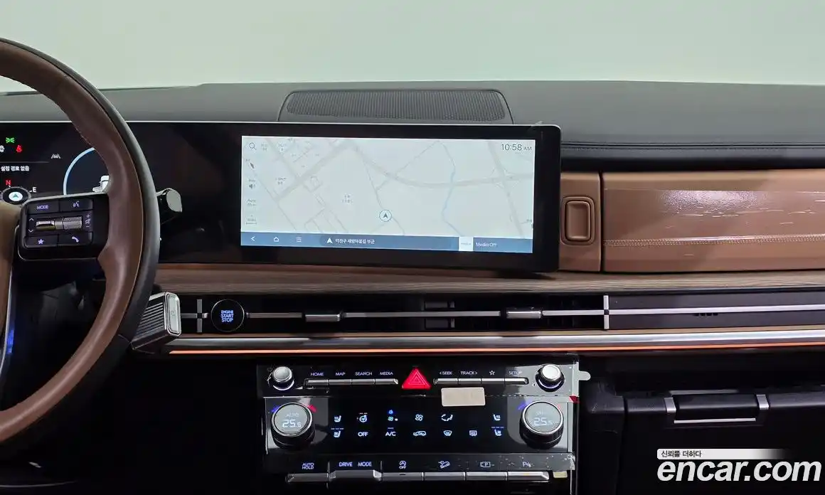 Hyundai Santa Fe 2025 2.5 Автомат в Москве № 129752, фото 20