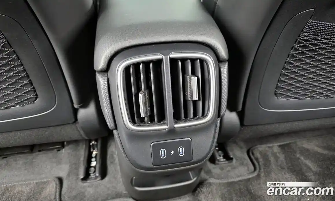 Hyundai Ioniq 6 2023 0.1 Автомат в Москве № 130451, фото 6