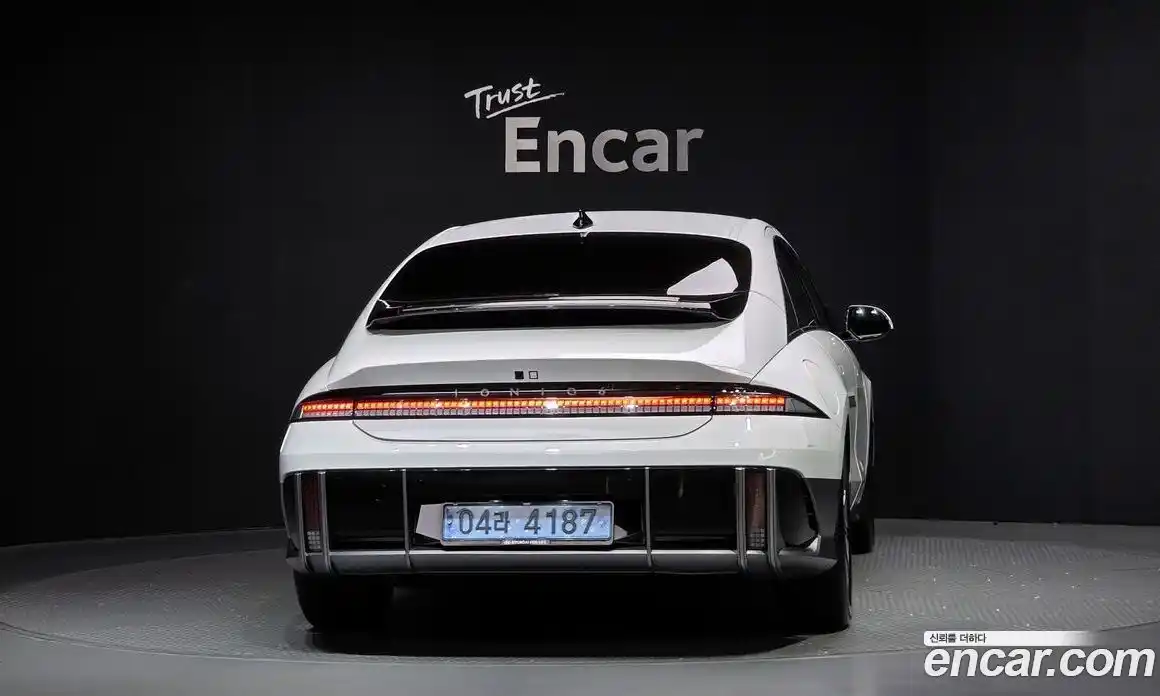 Hyundai Ioniq 6 2023 0.1 Автомат в Москве № 130451, фото 8