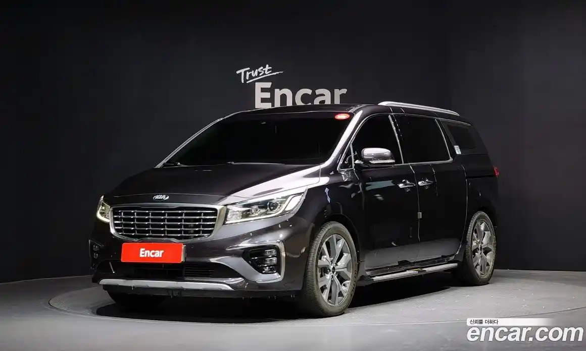 Kia Canival 2019 2.2 Автомат в Москве № 134033, фото 18