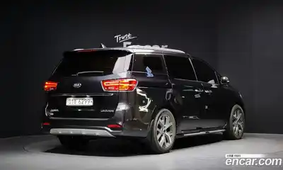 Kia Canival 2019 2.2 Автомат в Москве № 134033, миниатюра 3