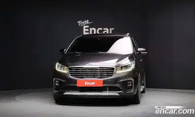 Kia Canival 2019 2.2 Автомат в Москве № 134033, миниатюра 4