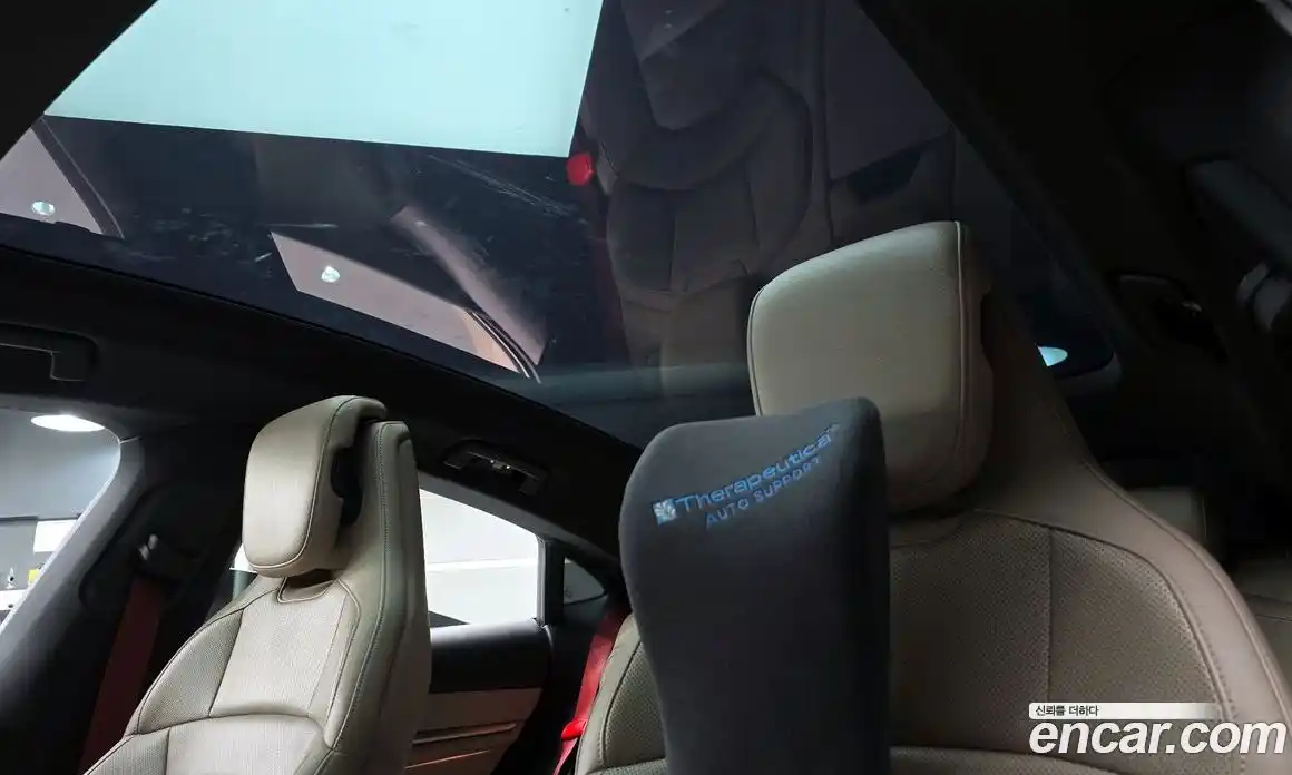 Porsche Taycan 2021 0.1 Автомат в Москве № 136801, фото 15